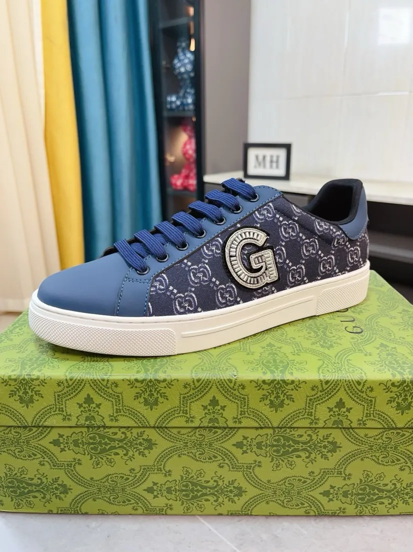 Men's men's shoes 💰400🌹🌹Gucci [Gucci] new model is on the market, the picture above is a must-sell. Top luxury brand, the latest fashionable casual men's shoes, trendy and versatile style, relaxed and sporty style, upper imported from Italy crocodile pattern cowhide ➕ genuine leather lining and ultra-fine workmanship. Original personalized and fashionable semi-air cushion raised outsole, light and comfortable on the foot, size 38-44